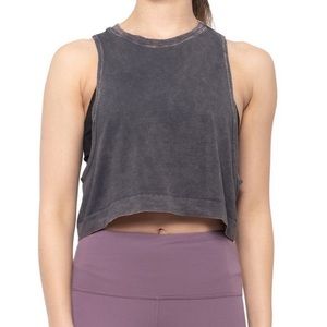 Avocado work out tank cropped